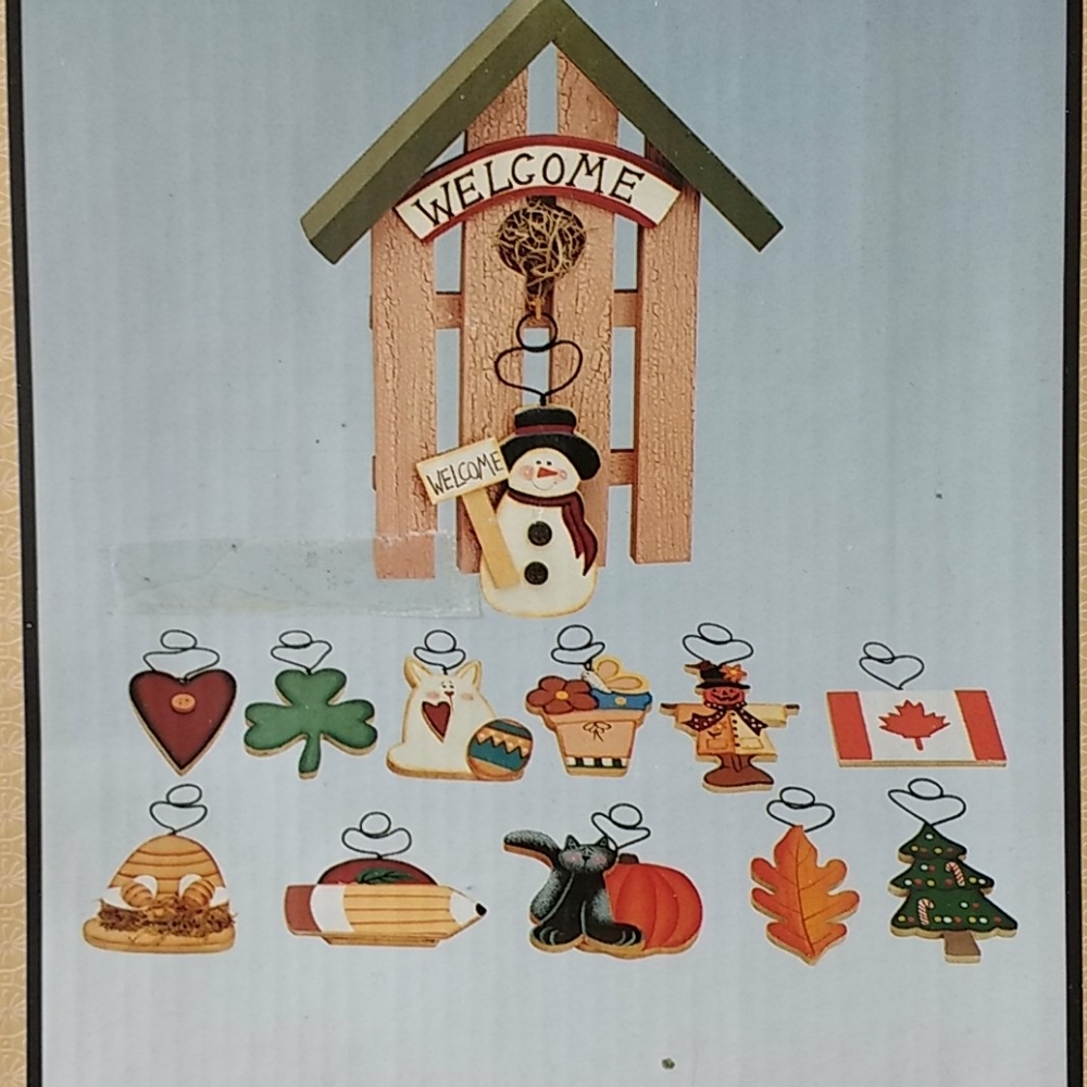 Welcome House Holiday Decor